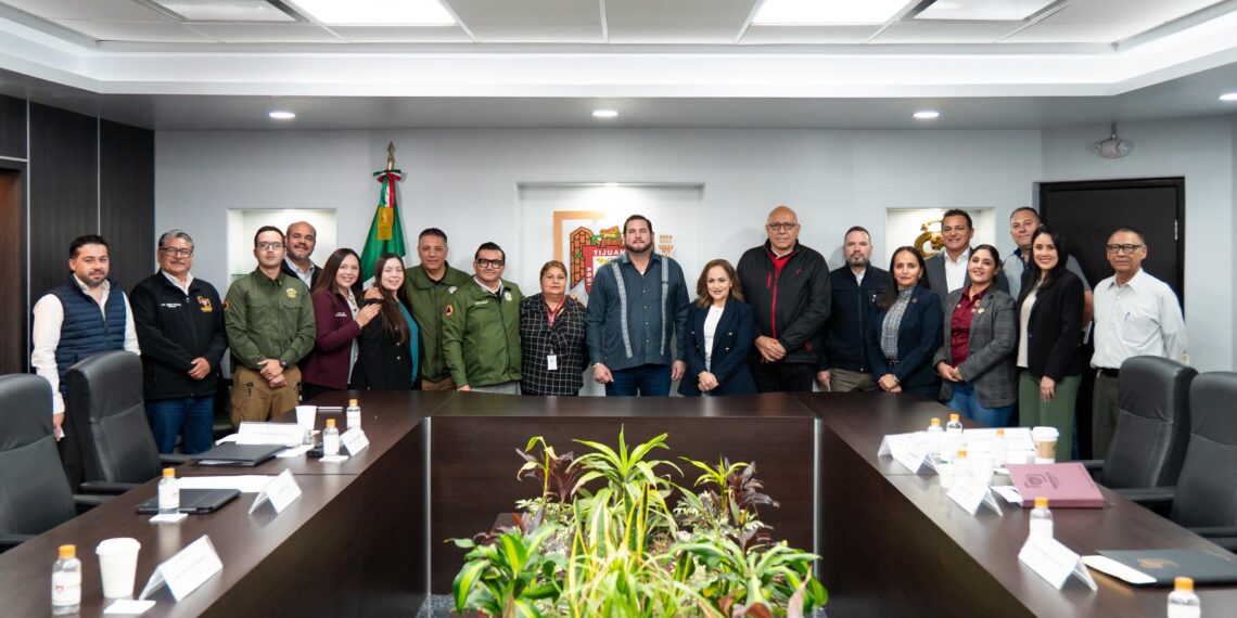 Evalúan situación en colonias con riesgo de deslizamiento de Tijuana