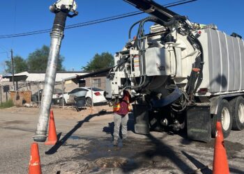 Intensifican mantenimiento sanitario en diversos sectores de Mexicali
