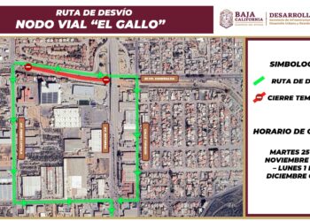 Realiza SIDURT reparaciones en losa de concreto del Eje Esmeralda, Ensenada