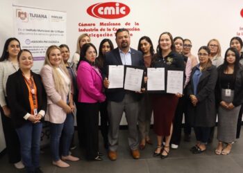 Firman CMIC e IMMUJER convenio para prevenir la violencia laboral