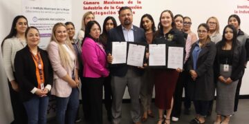 Firman CMIC e IMMUJER convenio para prevenir la violencia laboral
