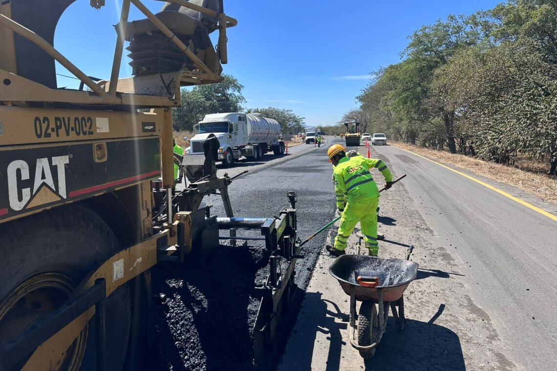 Más de 372 mil baches atendidos en la red carretera federal libre de peaje en 2025: SICT