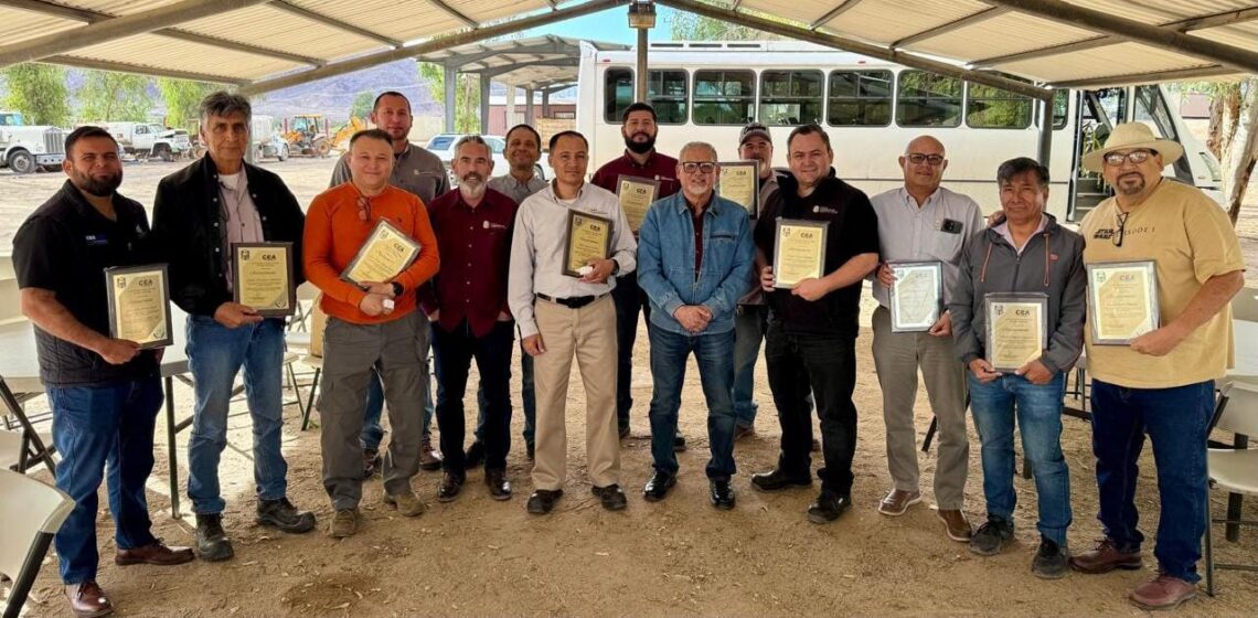 Reconocen trayectoria de quienes garantizan el agua en Zona Costa de Baja California
