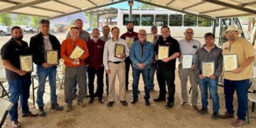 Reconocen trayectoria de quienes garantizan el agua en Zona Costa de Baja California