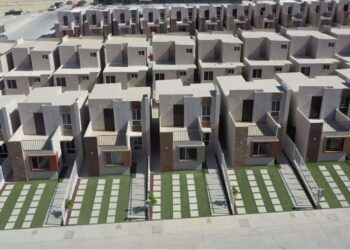 Orientan a jóvenes para comprar vivienda propia