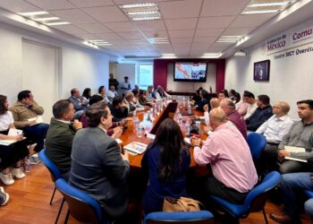 Gobiernos instalan mesa social por tren CDMX–Querétaro