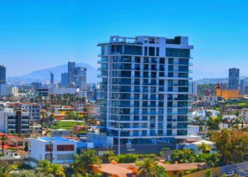 Construcción vertical en Tijuana transforma la ciudad