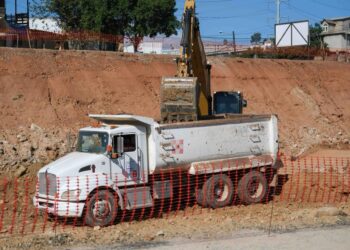 Apuesta COMICE por capacitación ante caída de inversiones en el sector constructor