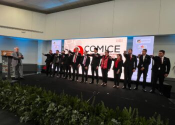 Toma protesta Julio César Urías como presidente de COMICE TTR