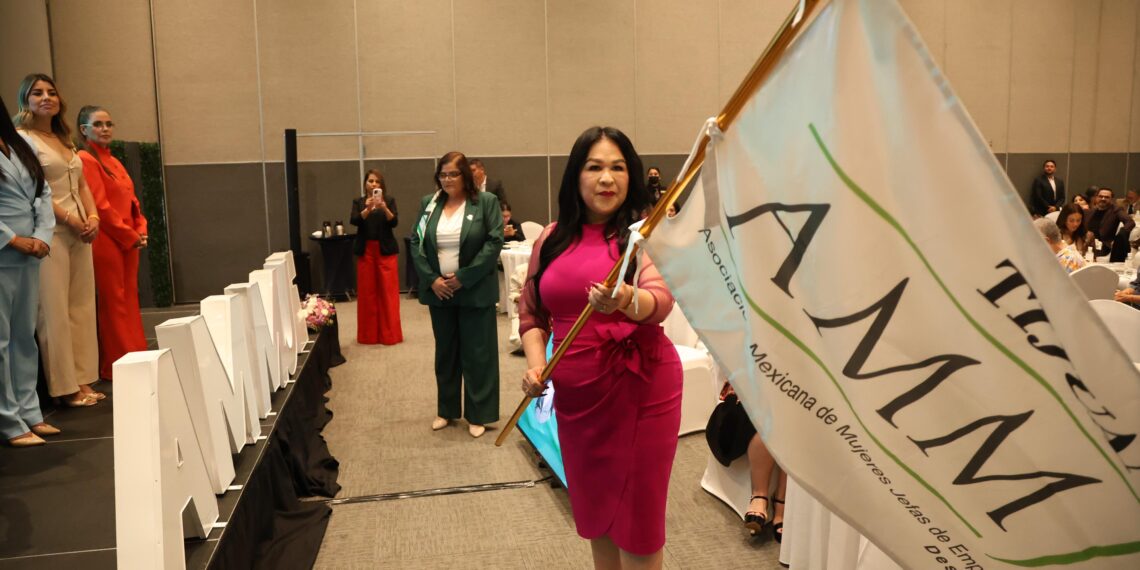Asume Artemisa Martínez presidencia de AMMJE Tijuana