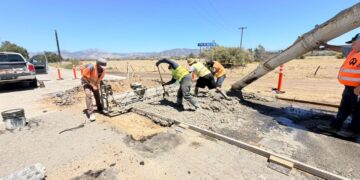 Inicia SIDURT rehabilitación de vialidades con concreto en Valle de Guadalupe