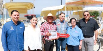 Entregan calandrias eléctricas para impulsar turismo en Rosarito: Gob BC
