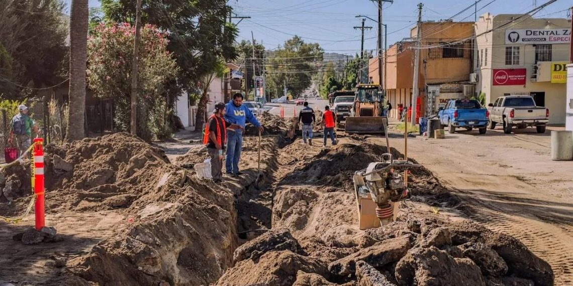Obra de alcantarillado en colonia Pliego prepara rehabilitación vial en Tecate