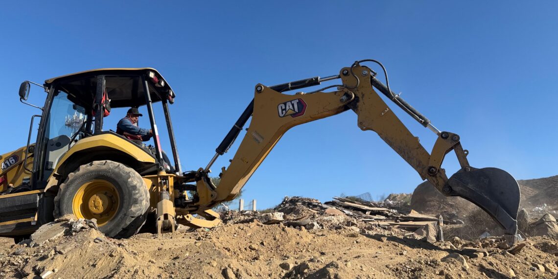Retiran 27 toneladas de basura pesada y rehabilitan accesos en tres delegaciones de Tijuana