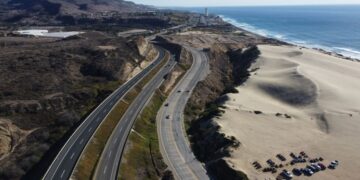 Banobras proyecta modernizar más de 360 kilómetros de carreteras en Baja California