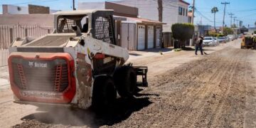 Arranca rehabilitación de calle Violeta: Ayuntamiento de Ensenada